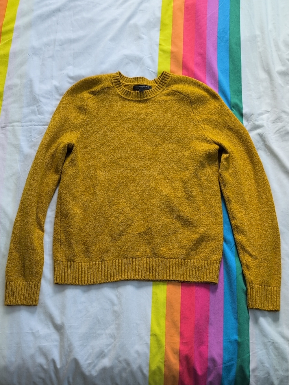 Banana Republic Men's Mustard Crewneck Sweater